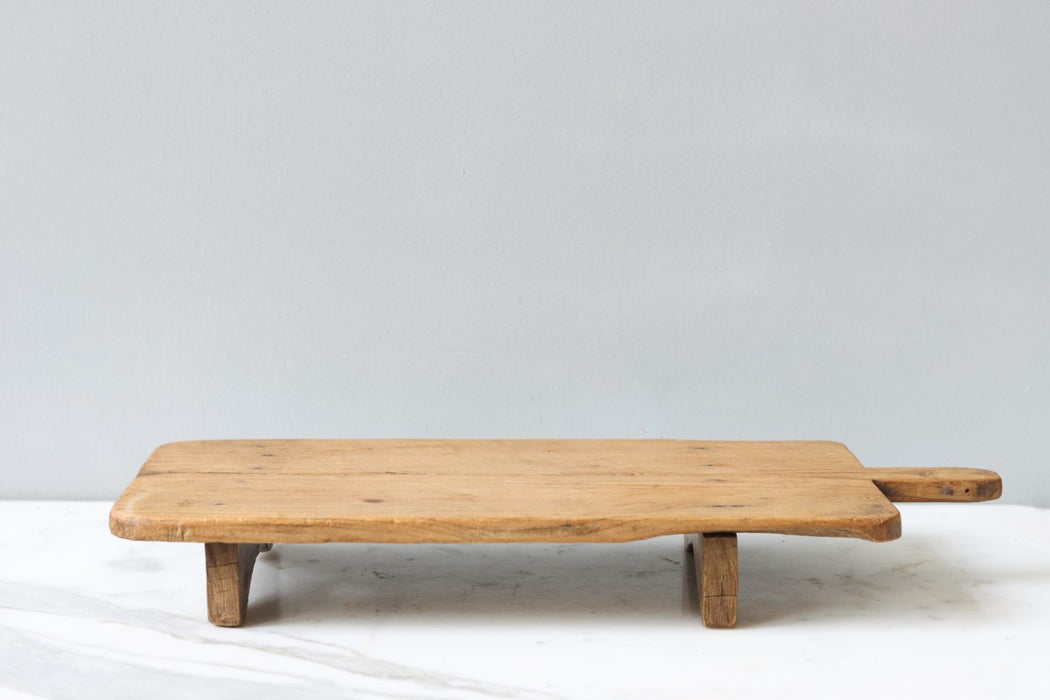 Found Footed Riser Board Tray, Rectangle, Small