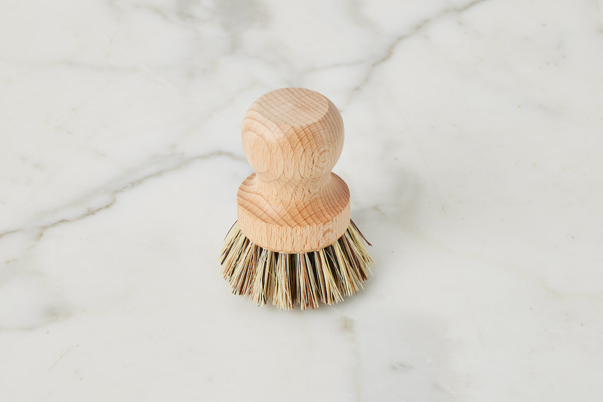 Euro Pot and Pan Brush
