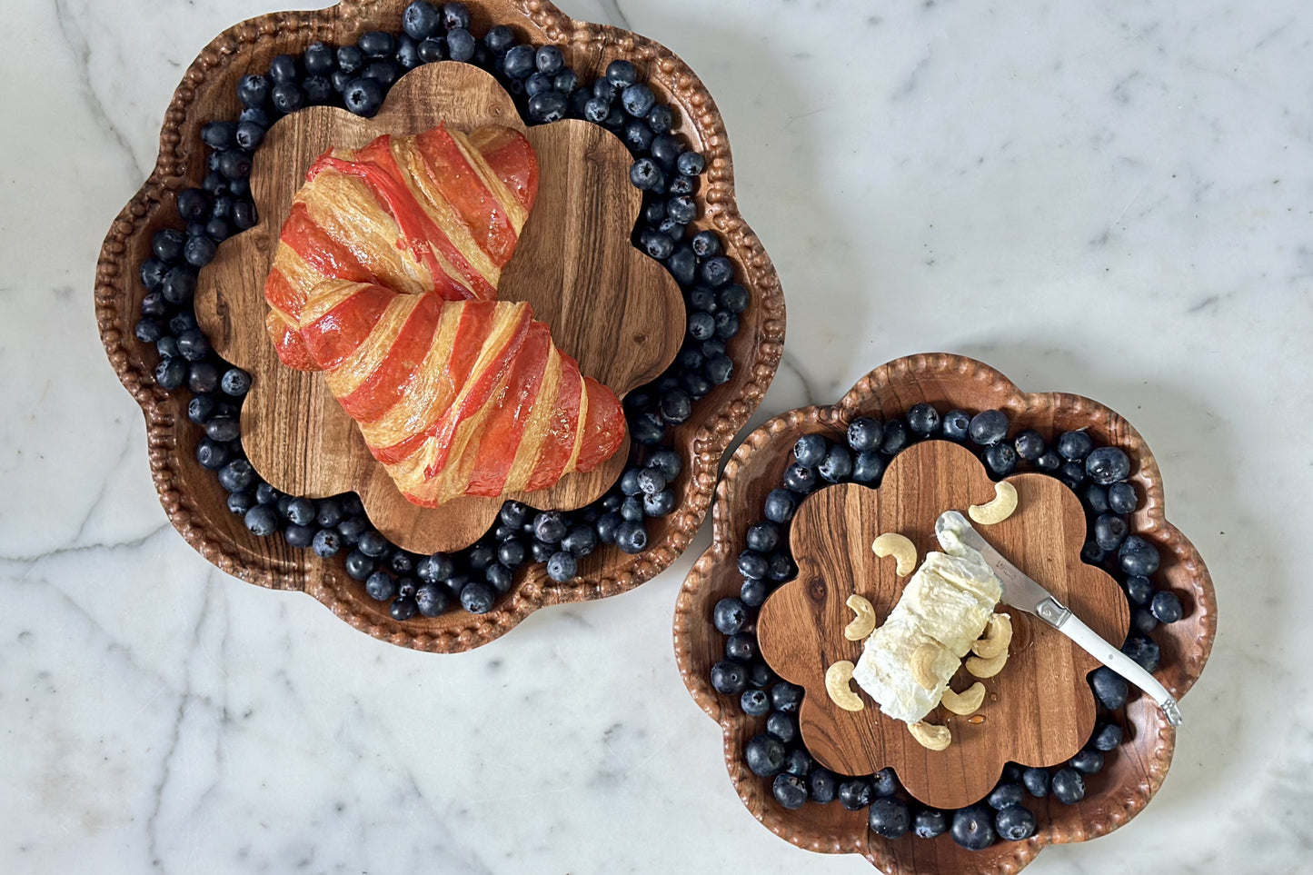 Vintage English Bread Board, Small Scalloped