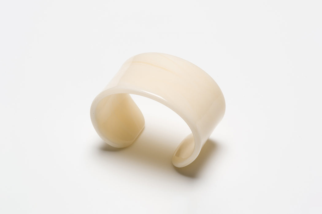 Acrylic Napkin Ring, Ivory