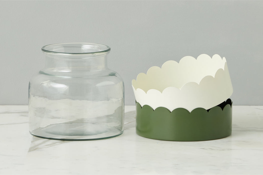 2-in-1 Scalloped Bloom Vase, White/Spruce Green