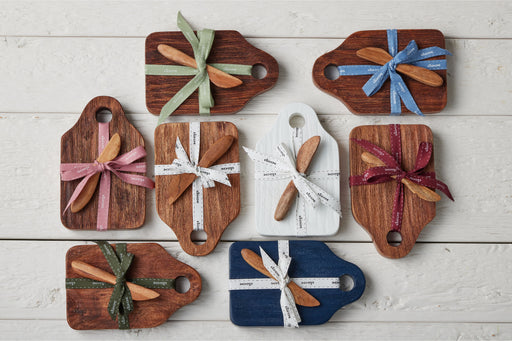 RMN218ANZ4 etuhome Mini Natural Appetizer Board with Spreader Denim Ribbon