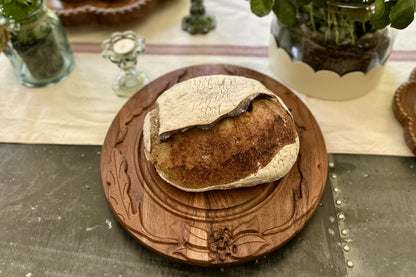 Vintage English Bread Board, Medium Round