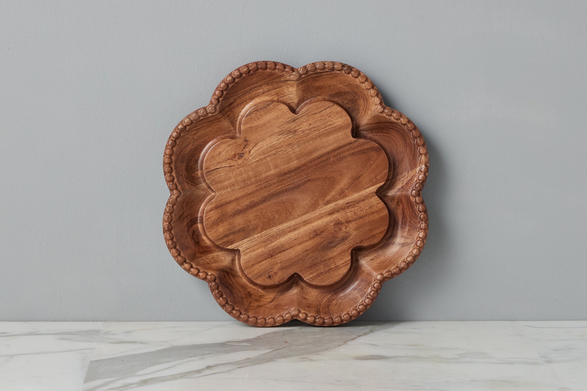RMN606EN2 etuhome Vintage English Bread Board Medium Scalloped