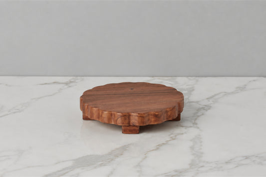Scalloped Trivet Riser, Small Round, Natural
