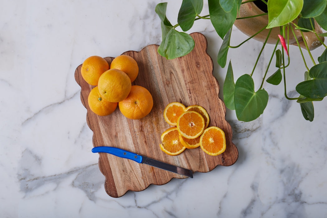 Medium Square Scalloped Cutting Board