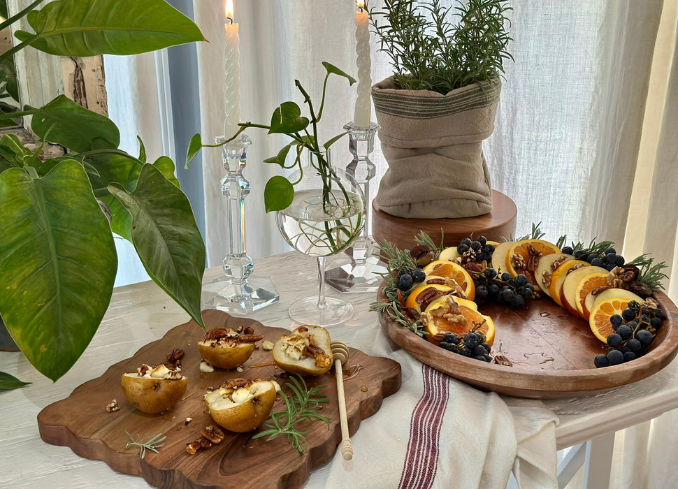 Scalloped Cutting Board, Medium Square