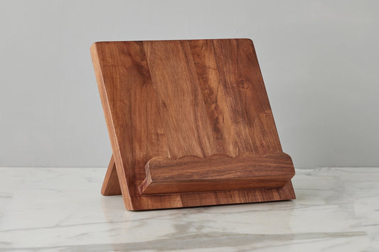 Scalloped Wood Book Stand, Natural