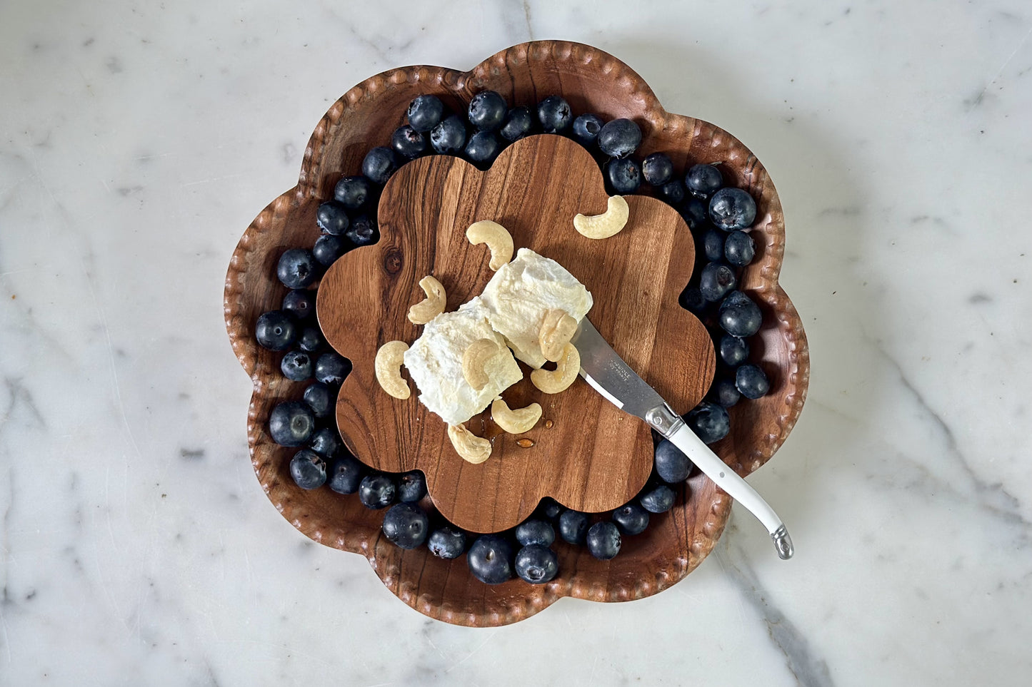 Vintage English Bread Board, Small Scalloped