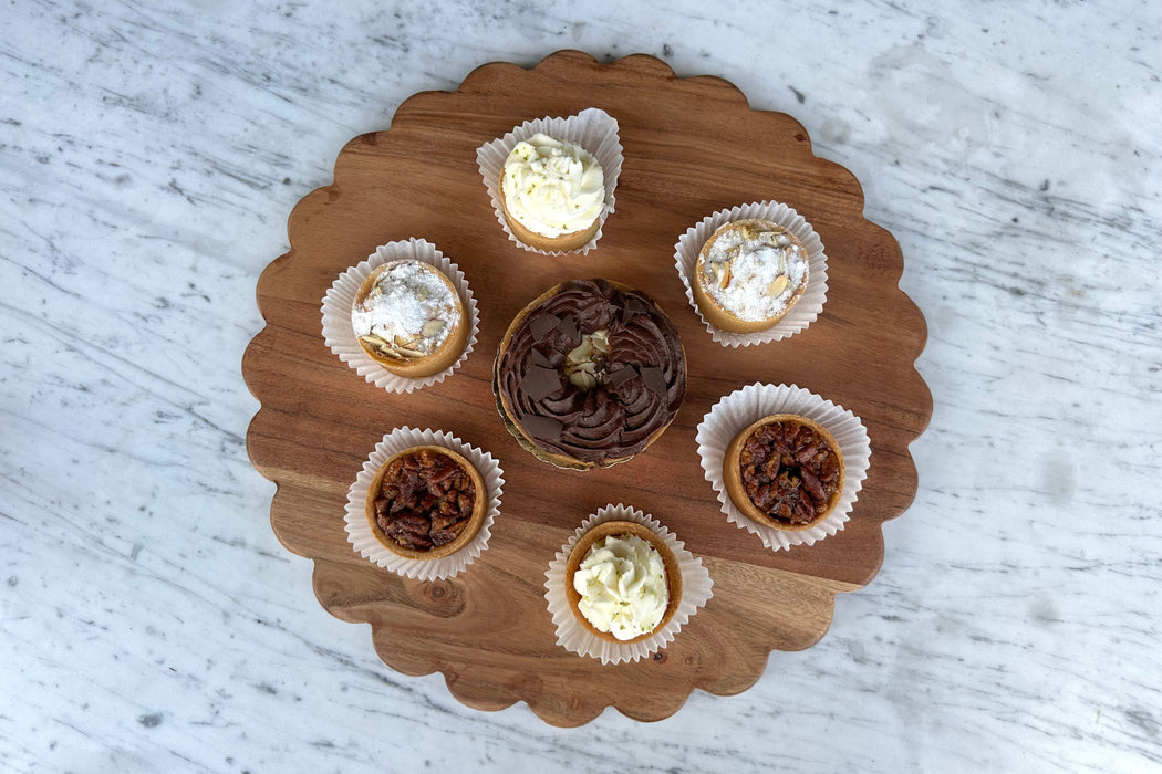 Scalloped Cutting Board Charger, Large Round