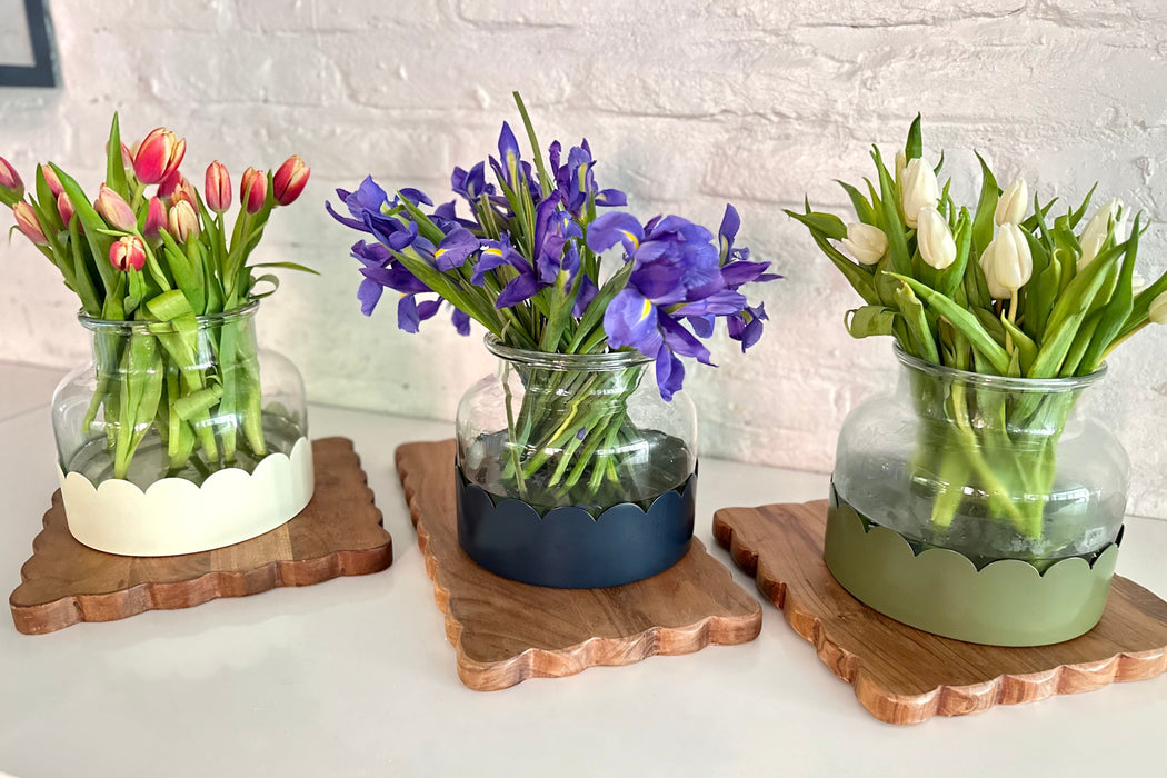 Scalloped Cutting Board, Medium Square