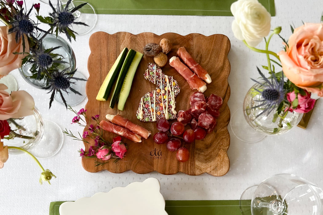 Scalloped Cutting Board, Medium Square