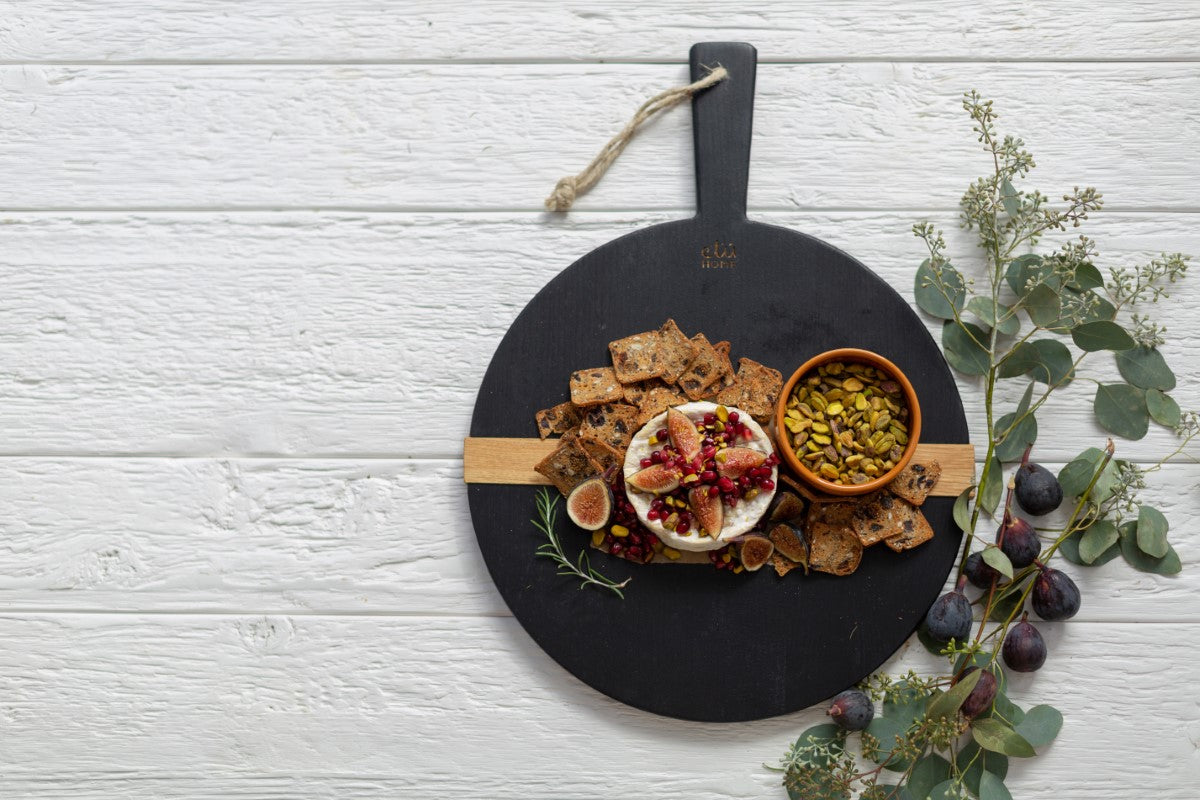 Mod Charcuterie Cheese Board, Small Round, Black