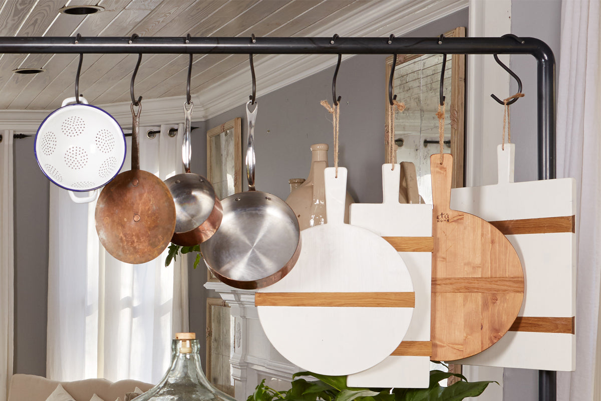 Iron Pizza Board Display Hook
